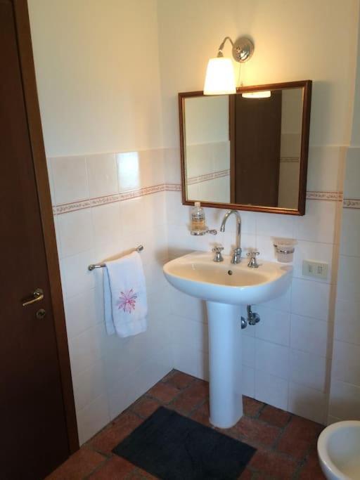 Quiet And Cozy Home With Wi-Fi Casa Prearino Вернацца Екстер'єр фото